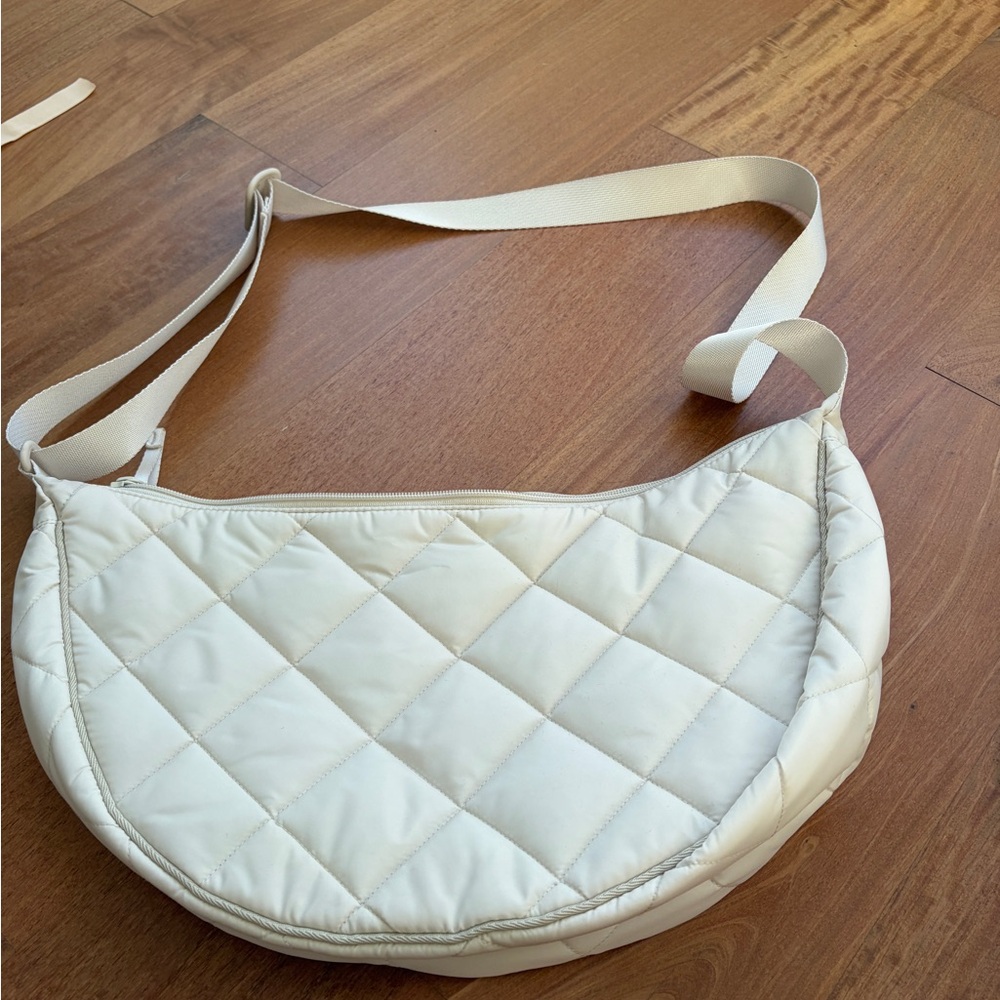 Uniqlo Quilted Round Shoulder Bag